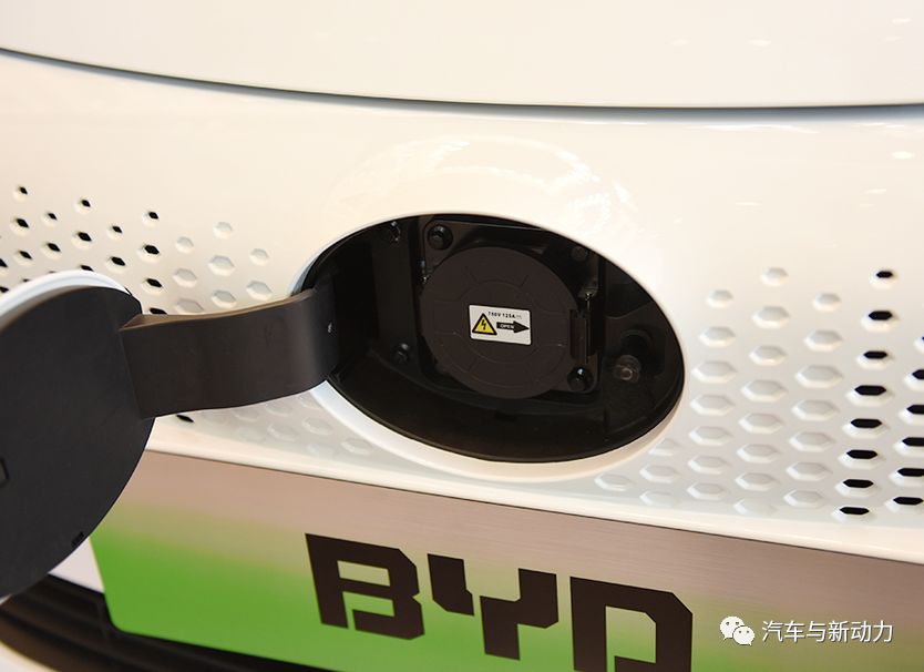 回顾比亚迪正式发布e系列和“王朝EV”系列