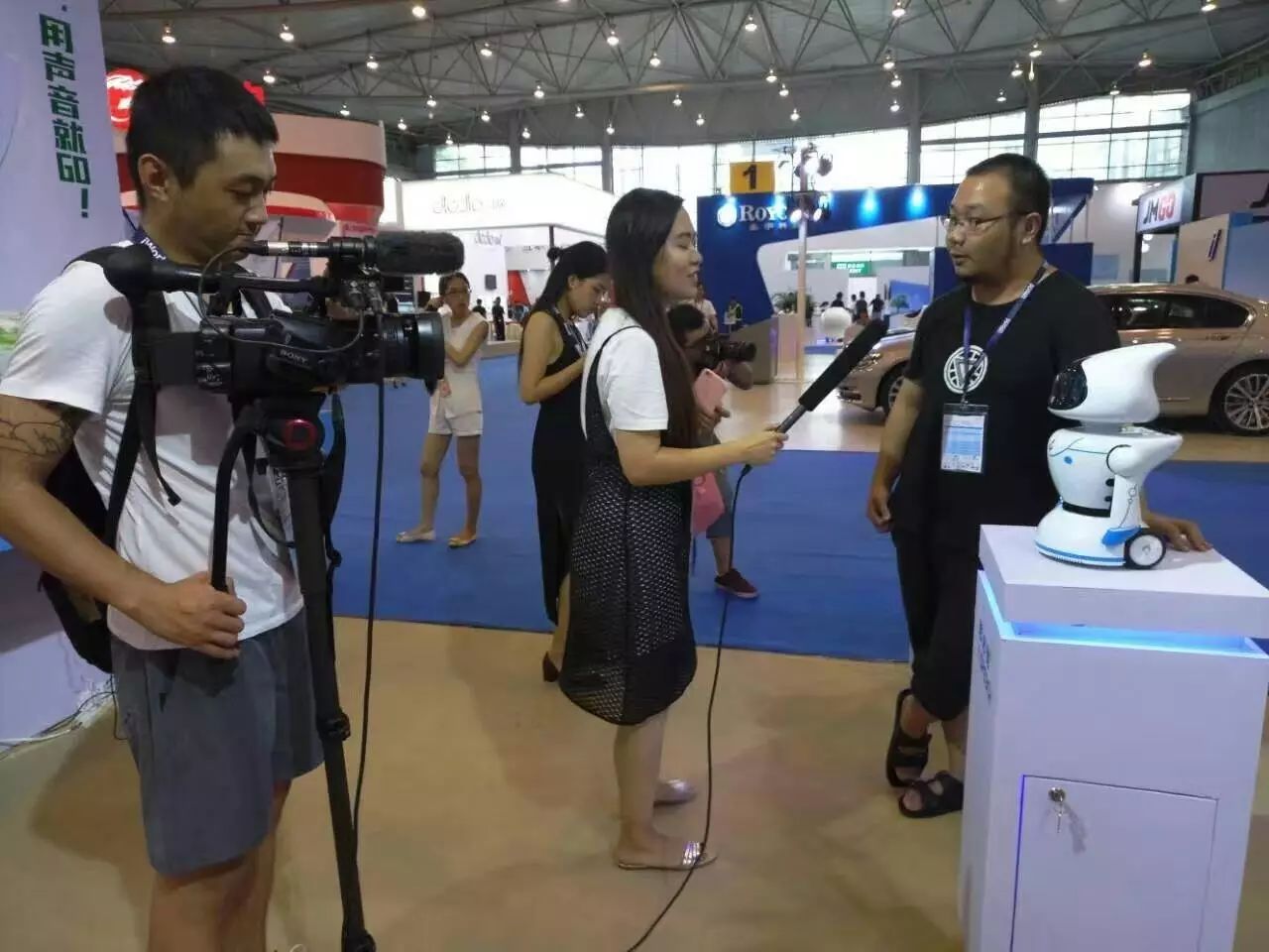 iWorld数字世界高峰论坛召开汇聚了企业先锋,思激发行业灵感