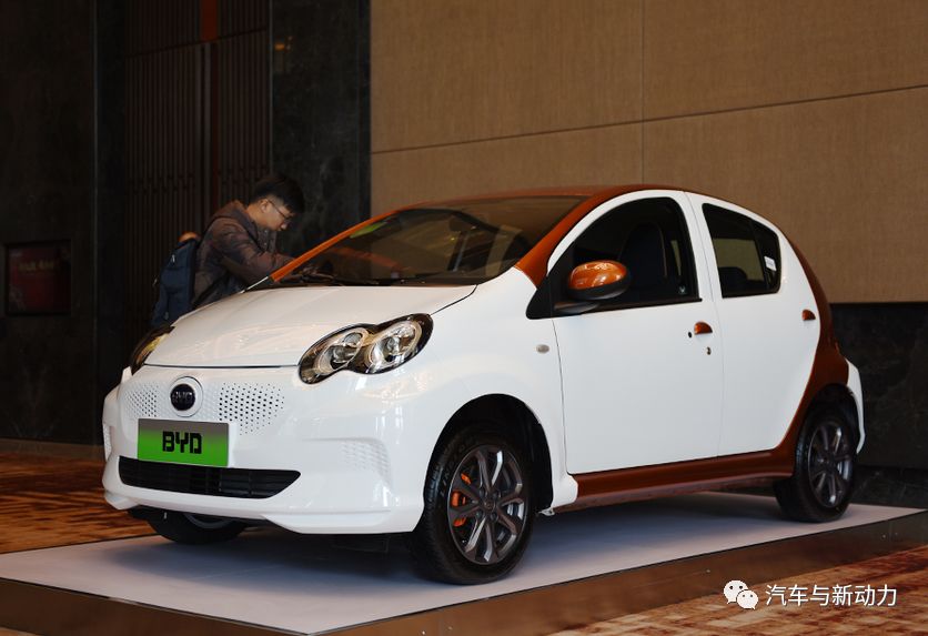 回顾比亚迪正式发布e系列和“王朝EV”系列