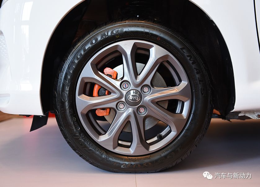 回顾比亚迪正式发布e系列和“王朝EV”系列