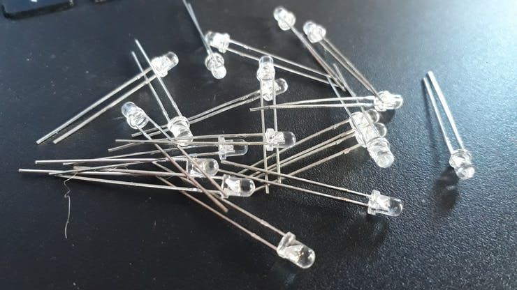 如何构建一个基于ATtiny85的LED矩阵显示器
