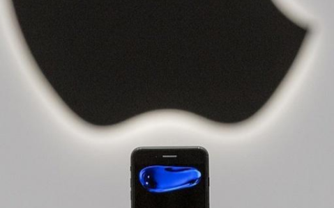 MacBook Air的视网膜显示和触控ID技术
