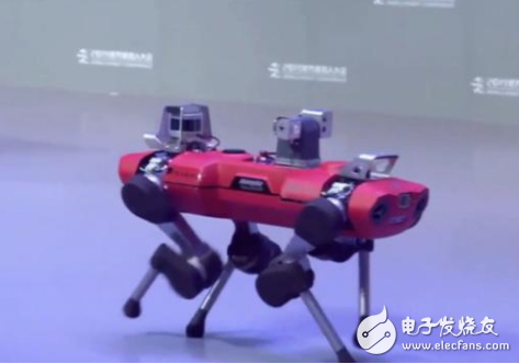 用算法控制机器人可水里工作一小时