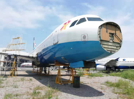 天弘航空科技有限公司首架A320飞机已顺利拆解完毕并交付客户