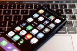 iPhone即將用上中國屏?