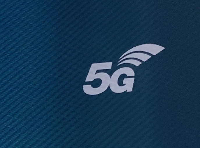5G手机开卖半个月后,将带起双模5G手机的产业链...