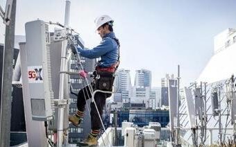 美国5G基站费用高 2020年中国三大运营商5G...