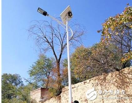锂电池太阳能路灯安装及接线方法