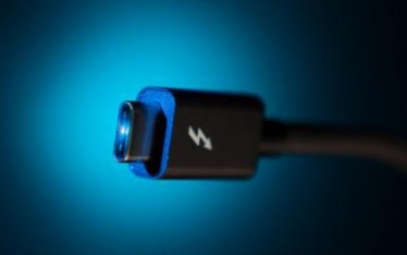 USB4的传输带宽可高达40Gbps