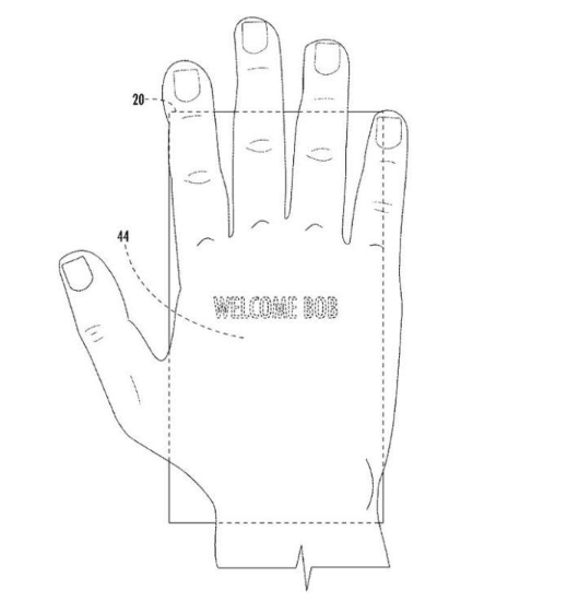 苹果致力于Touch ID和Face ID之外的...