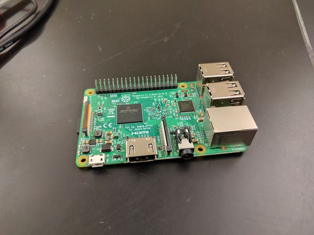 Raspberry Pi 3运动检测摄像机的制作