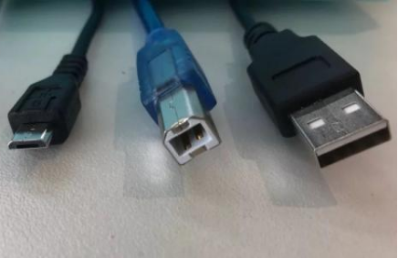 Type-C比其他的接口有着更高的数据传输速度