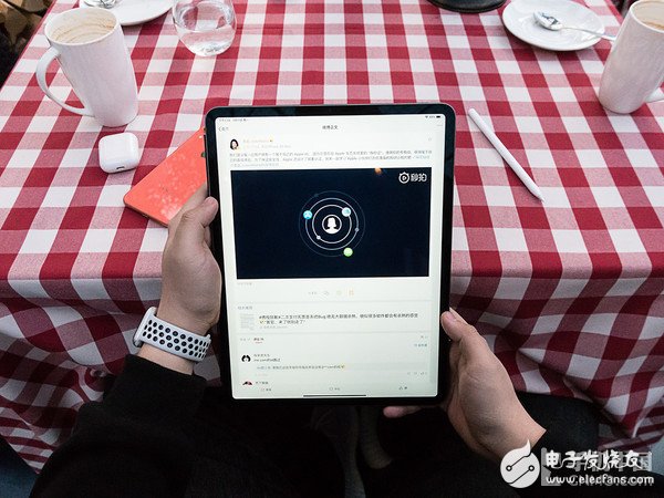 2020款iPhone曝光将取消刘海屏实现无刘海的屏幕观感