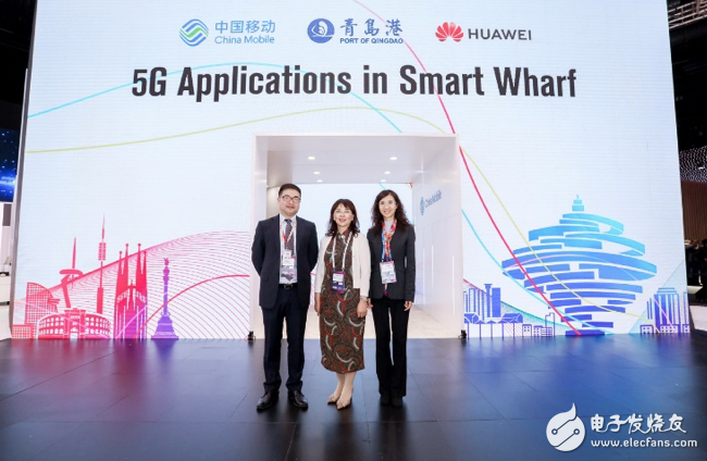 中国移动与华为助力青岛港前湾港港区成功实现了龙门吊5G远程操控