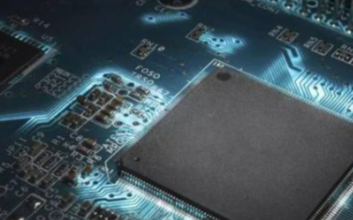 IBM成功研发出8位智能模拟芯片