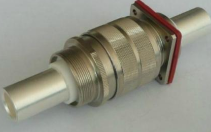 AVX发布用于工业线到板射频的同轴IDC连接器