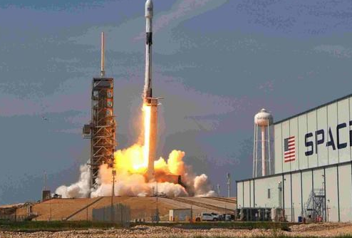 SpaceX正在尝试用卫星互联网覆盖全球