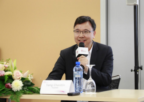 华为在全球的5G商用合同已达到60多个发货数达4...