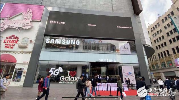 三星在上海开设中国最大旗舰体验店,发布A系列的首款5G手机