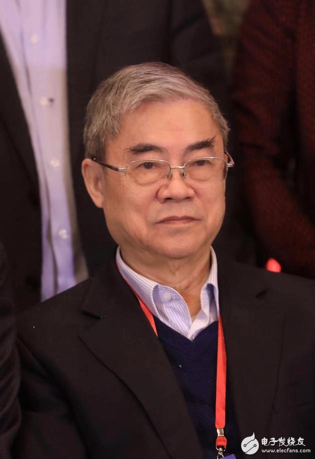 邬贺铨:对于移动基站的辐射担心是多余的