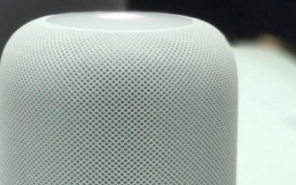 一款可以用激光来发送指令的智能音箱