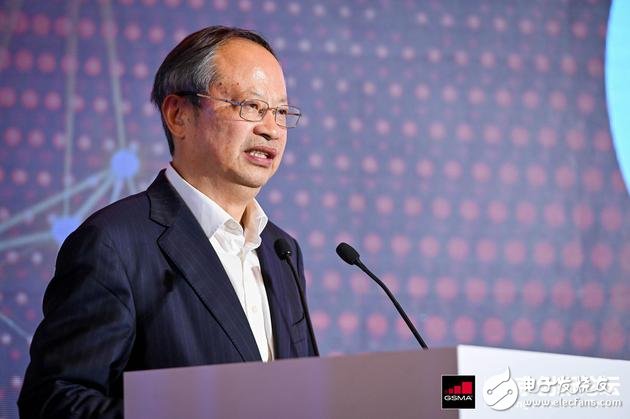 王建宙:5G将会重新定义未来手机形态,催生一批独角兽企业