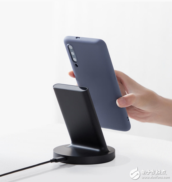 小米立式无线充电器正式上架小米商城最大支持20W无线闪充