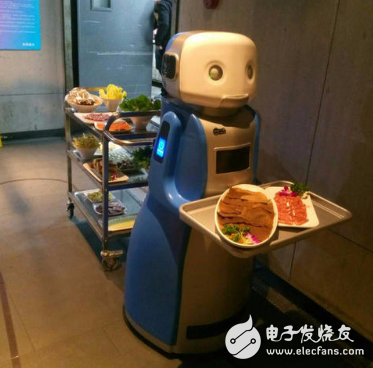 送餐机器人逐步进入下沉市场 帮助餐饮企业提升行业竞争力