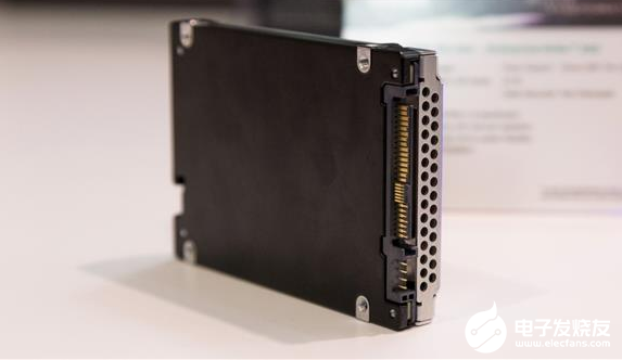 铠侠发布首款PCIe 4.0 SSD 速度创下近...