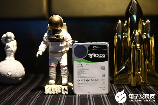 希捷推出SMR叠瓦式技术 预计2026年推出50...