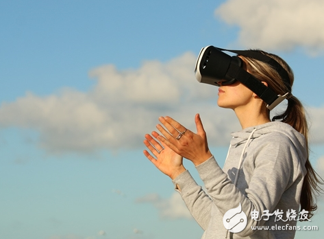 VR行业的未来前景不明 巨头们的态度大多也是看不...