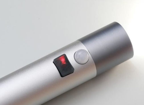 小米正式上架了一款納拓多功能感應手電筒
