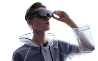先进的虚拟现实技术可以用来训练机器人成为家庭助手