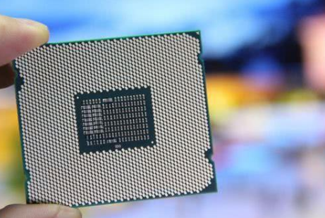 中国科学家成功研发了一种新型垂直纳米环栅晶体管