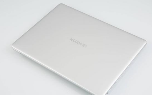 MateBook 13的多屏协同功能可帮助上班族甩掉工作烦恼