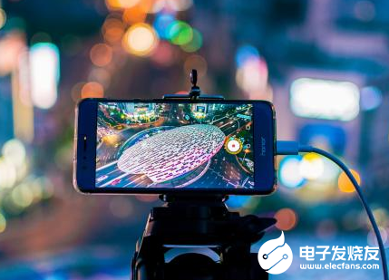 华为与三星的距离逐渐缩短 三星智能手机市场第一位...
