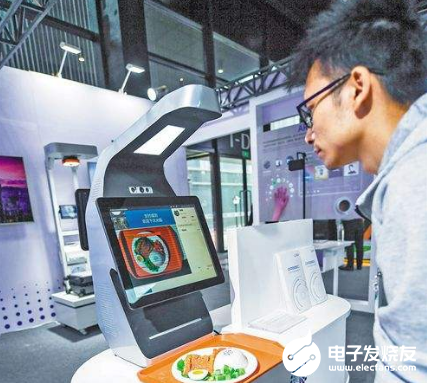 刷脸支付被3D头模一秒破解 人脸识别再次被推上了...