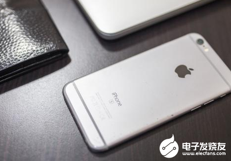 苹果三星手机在美市占超90% 造成这种情况的原因...
