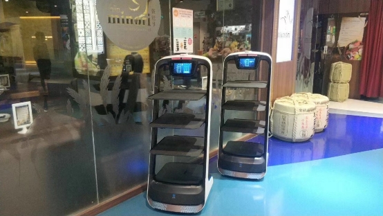 火花普渡科技餐饮机器人介绍