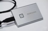 三星公布T7 Touch外置SSD 支持指纹识别...
