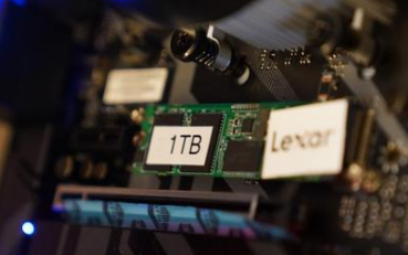 雷克沙新产品PCI-E 4.0 SSD的读取速度...