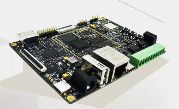 开发STM32MP1,你需要一块好开发板