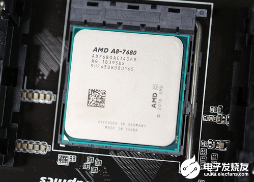 AMD 600系列主板首曝 不管怎么升级接口一直...