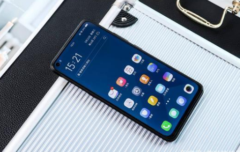 颜值高且性能强劲,vivo Z5x堪称千元机之王