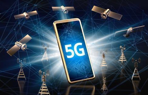 5G+屏下摄像头，引领智能手机市场发展