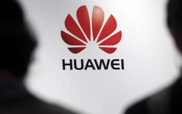 华为宣布2000万英镑投资,为了HMS手机生态系...