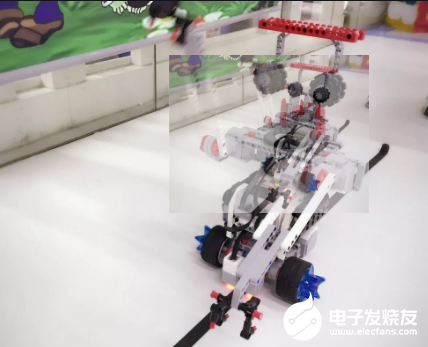 猎户星空机器人上线 助力抗疫一线建设