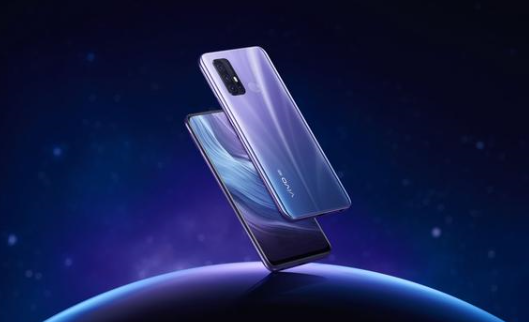 vivoZ6性能强大,搭配骁龙765G+5000mAh大电池+44W快充