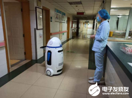 小胖机器人医院上岗 为医院一线作业提供了难以替代...