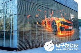 LED透明屏使用注意事项_LED透明屏的保养维护
